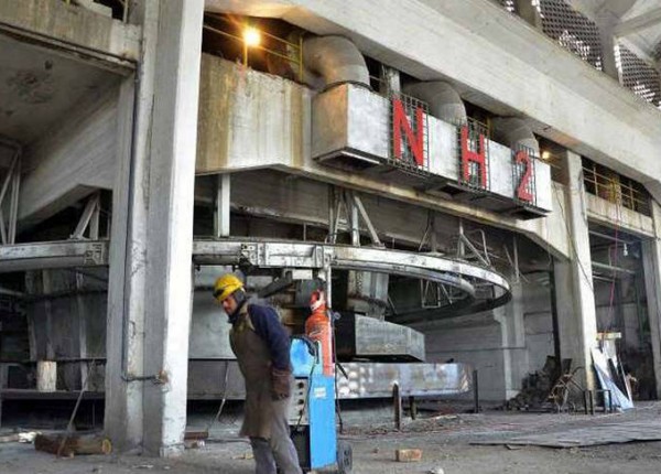 Obrero en obra en construccion