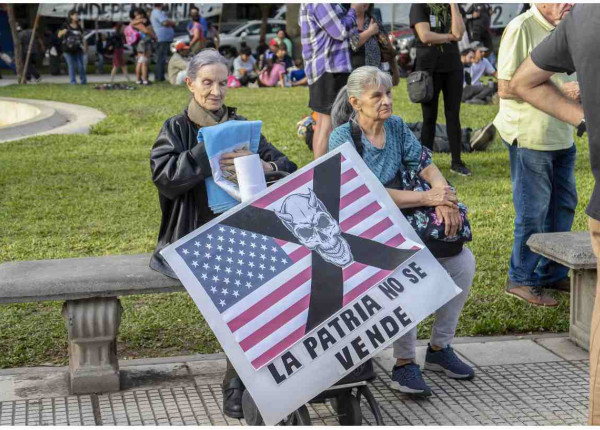 la patria no se vende