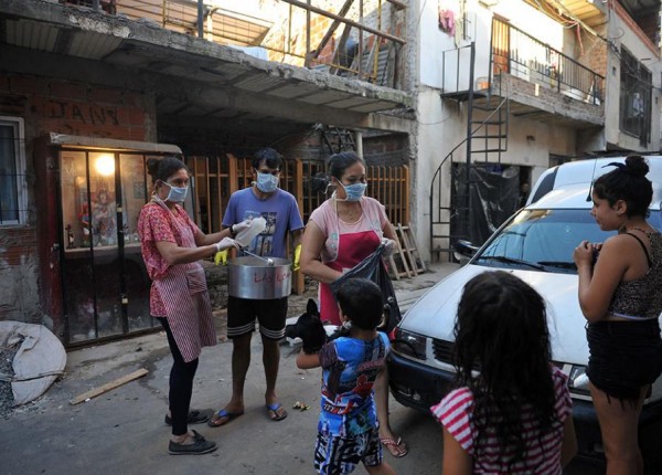 Olla Popular en villa miseria