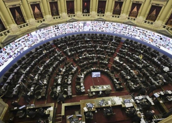 Recinto Camara de Diputados en sesion telematica